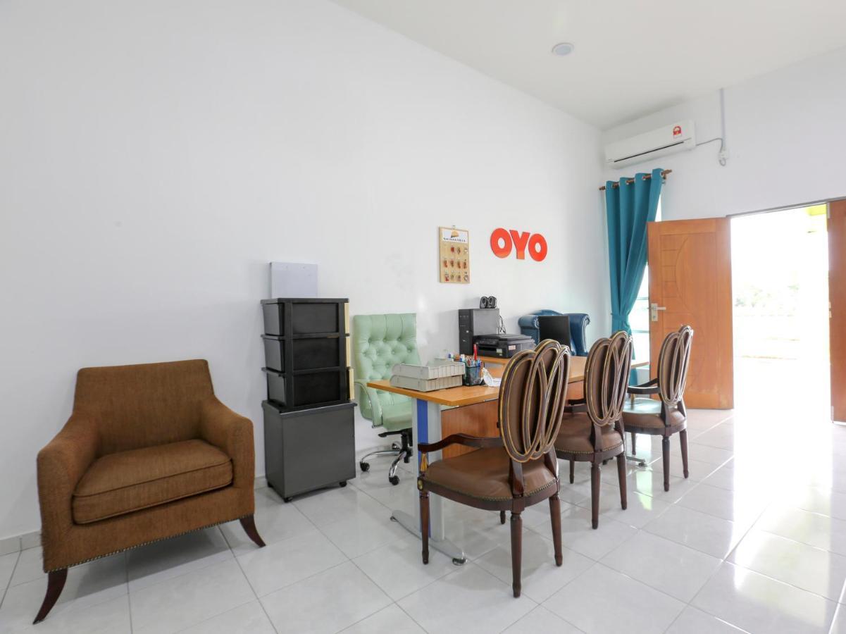 Oyo 90135 Saujana Villa Cherok Paloh Куантан Экстерьер фото